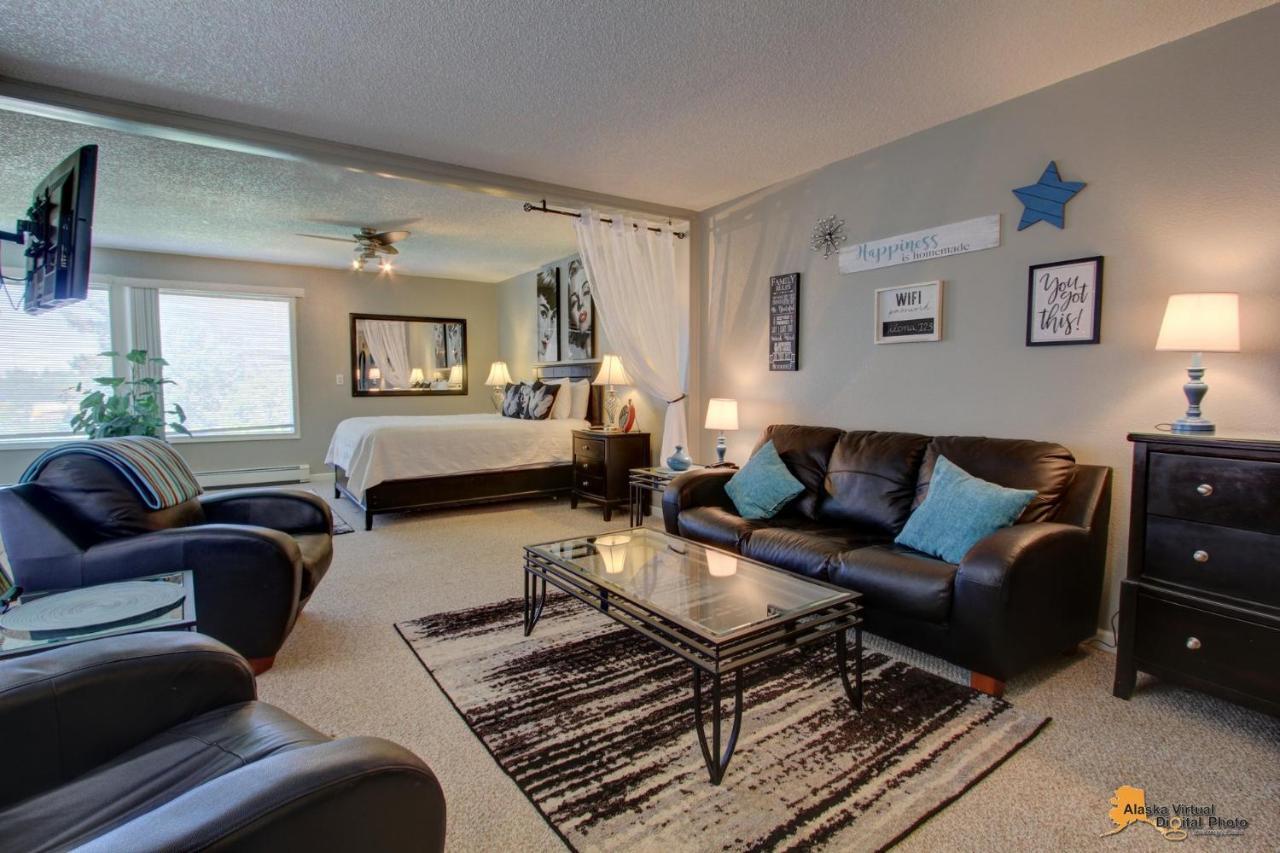 Anchorage Uptown Suites Exteriér fotografie