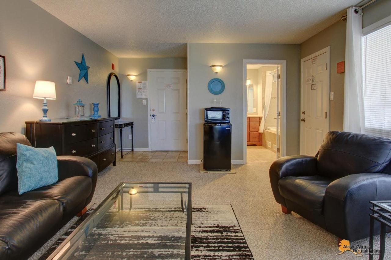 Anchorage Uptown Suites Exteriér fotografie